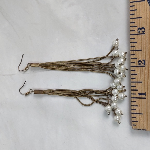 Pearl/Chain Tassel Earrings - Picture 3 of 4